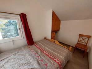 2 bedrooms, WiFi - 200m from ski slopes, Ground floor, balcony, tv, ski locker, 40m², Les 2 Alpes (Les Deux Alpes)