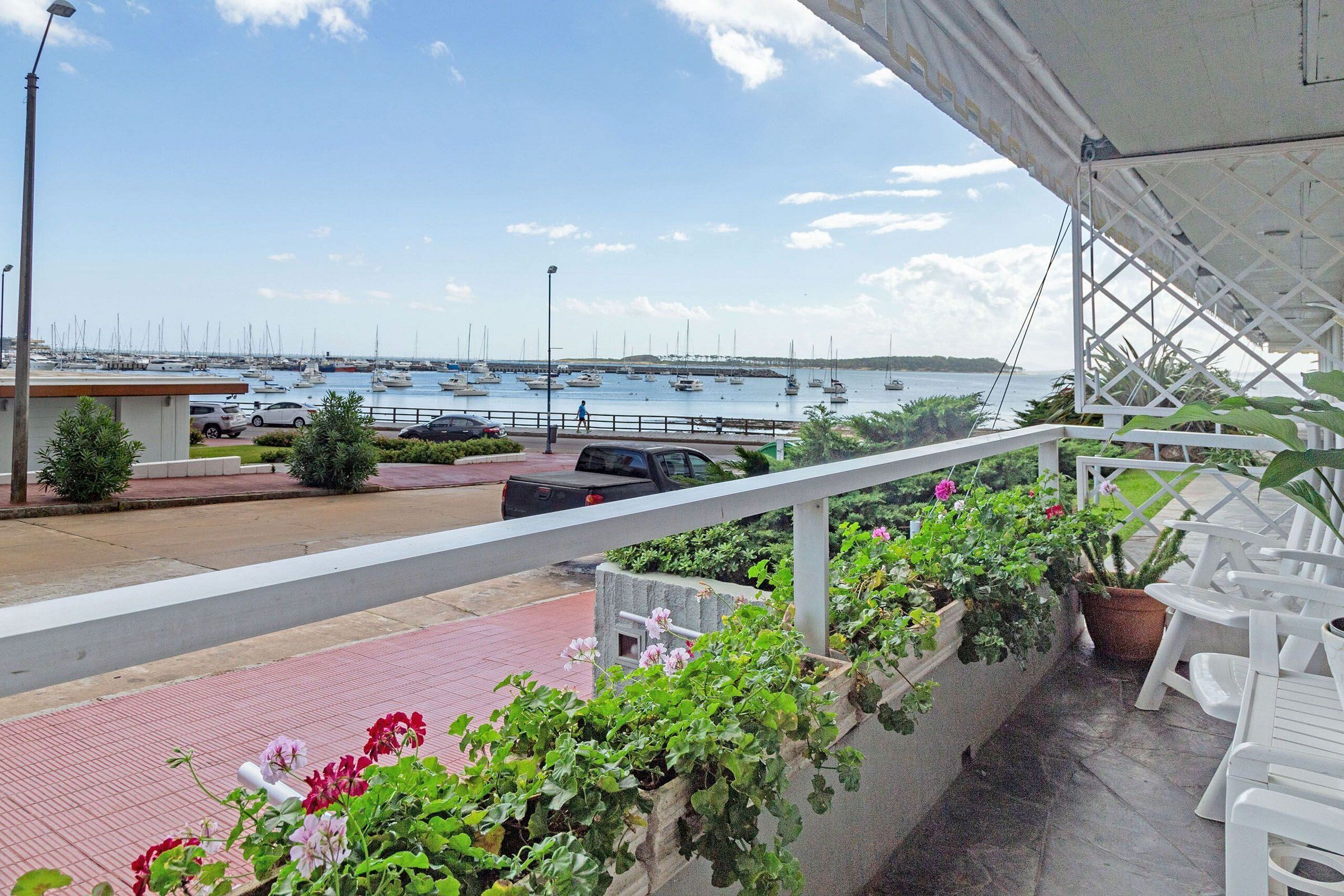 Apartment | Terrace/patio