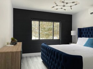 3 chambres, fer et planche à repasser, Wi-Fi, draps fournis