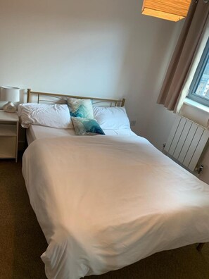 Apartament | 2 dormitoris, wifi gratuïta i roba de llit