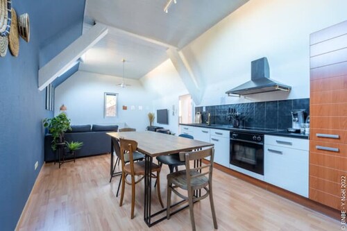 Au Bord de L'eau, Dinant au Chaud Petit Prix à 2