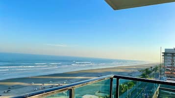 Apartamento panorâmico | Praia | Perto da praia