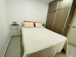 Panoramic Apartment | Free WiFi, bed sheets - Edifício Morada do Imperador (Praia Grande)