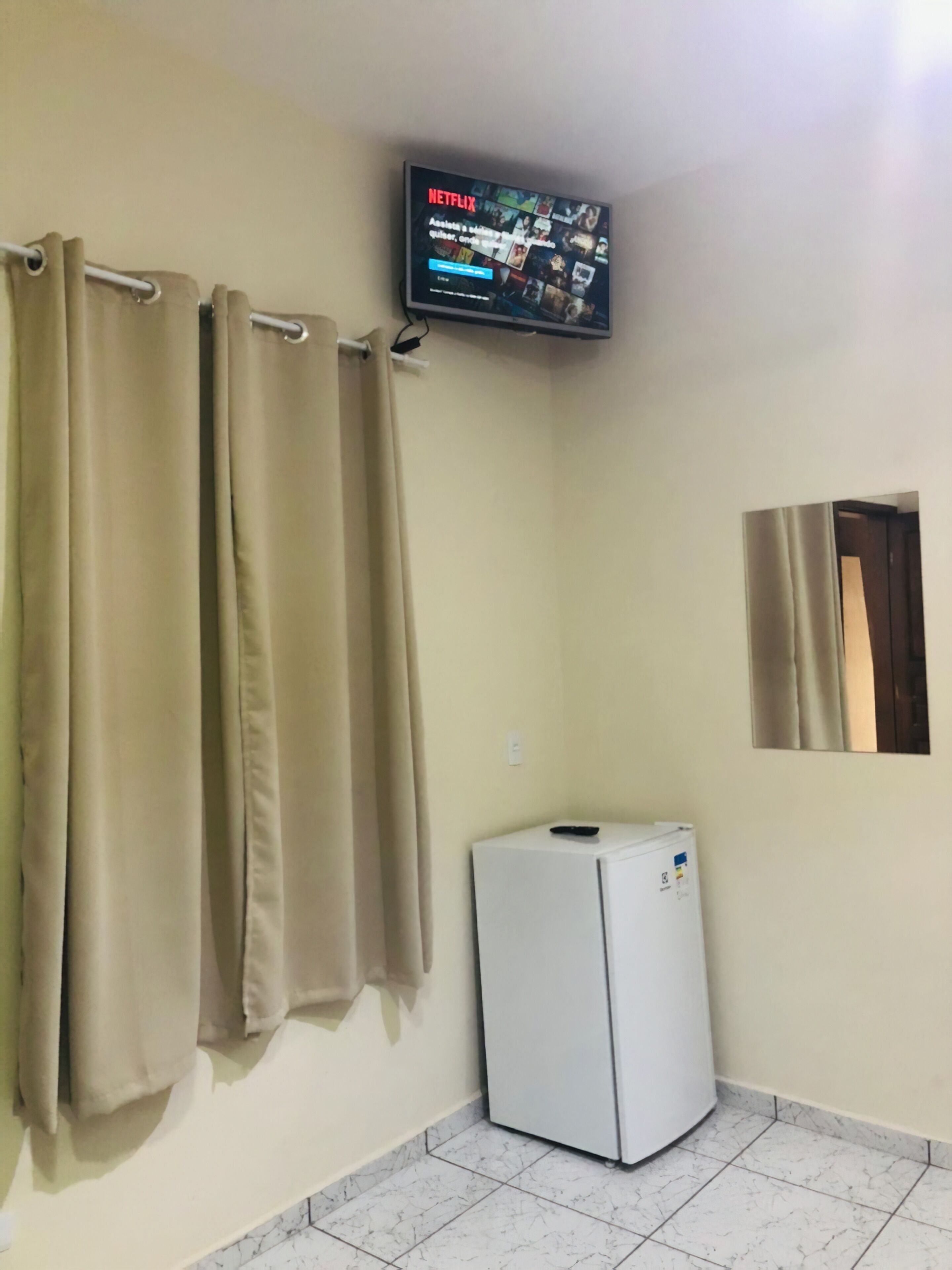 Quarto quádruplo família, 1 quarto | Wi-Fi de cortesia, roupa de cama