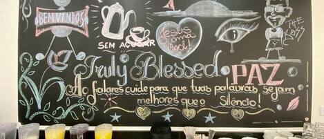 Termasuk sarapan bufet setiap hari