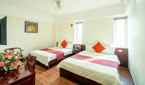 Deluxe kamer, 2 queensize bedden | 1 slaapkamer, luxe beddengoed, donsdekens, individueel gemeubileerd
