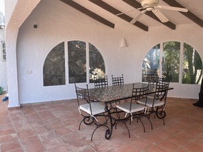 Outdoor dining - Villa Blanca , Privacy & Prachtige Zeezicht ,paradijs in Altea (Altea)