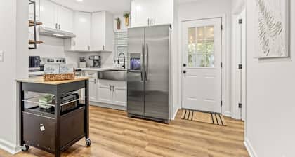 Modern & Cozy Midtown Charm| Free Parking| FSU