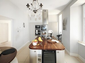 Geschirrspüler, Hochstuhl