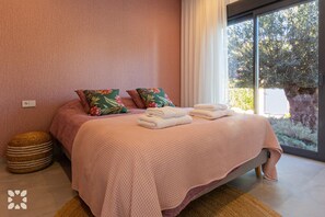 4 chambres, accès au Wi-Fi (inclus)