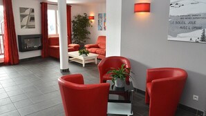 Interior - 150m from shops, 2nd floor, balcony, tv, ski locker, 40m², Flaine (Flaine)