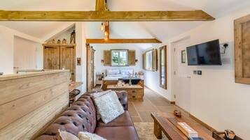 Télévision, cheminée