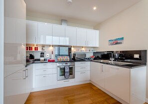 Fridge, microwave, oven, dishwasher