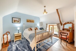 3 soverom, strykejern/-brett, wi-fi (inkludert) og sengetøy