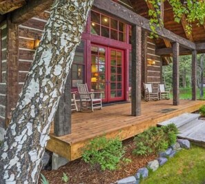 Terrace/patio - G-Bar-N Stetson Log Home (Bigfork)