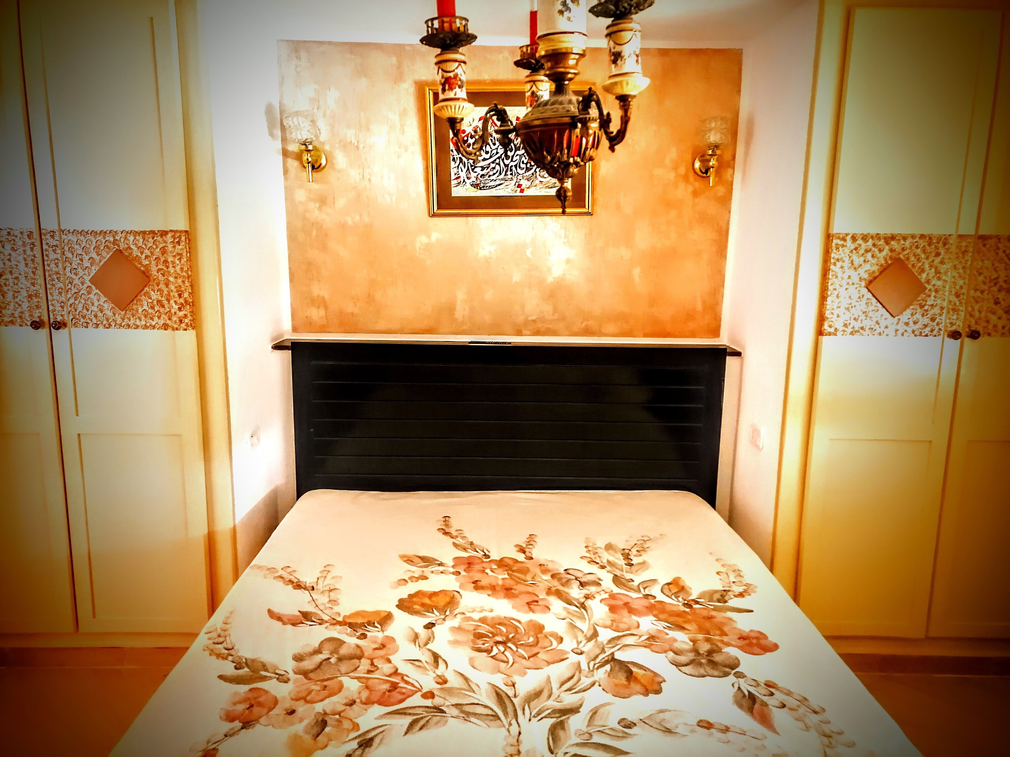 3 chambres, fer et planche à repasser, Wi-Fi, draps fournis