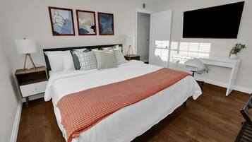 3 bedrooms, WiFi, bed sheets