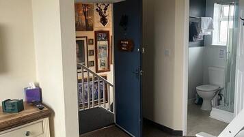 Comfort Suite | 2 bedrooms, individually decorated, laptop workspace, free WiFi