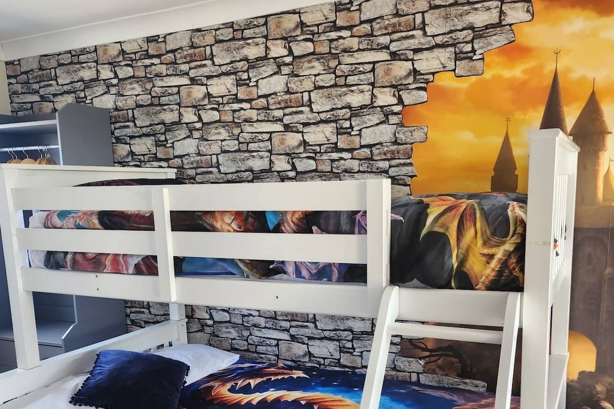 Comfort Suite | 2 bedrooms, individually decorated, laptop workspace, free WiFi