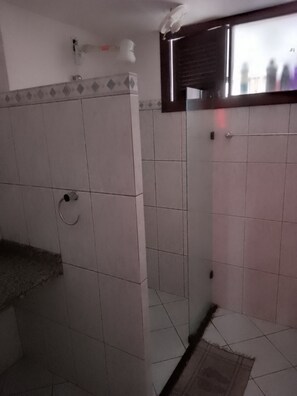 Handtücher, Toilettenpapier