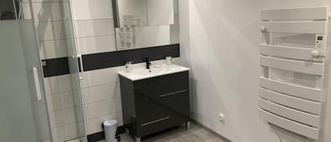 Free toiletries, hair dryer, towels, toilet paper