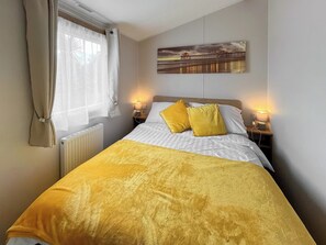 3 bedrooms, free WiFi, bed sheets - Sandy Paws - UK45511 (Southerness)