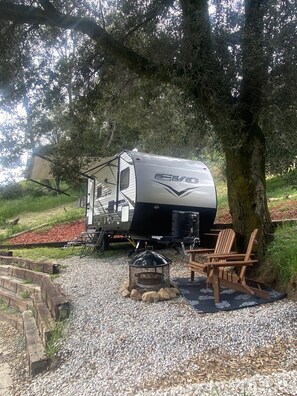 Property grounds - Oak Hollow, Julian, CA (Julian)