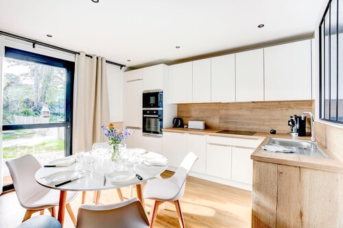 Sarah 3 - Appt à avec jardin à 200 m de la plage