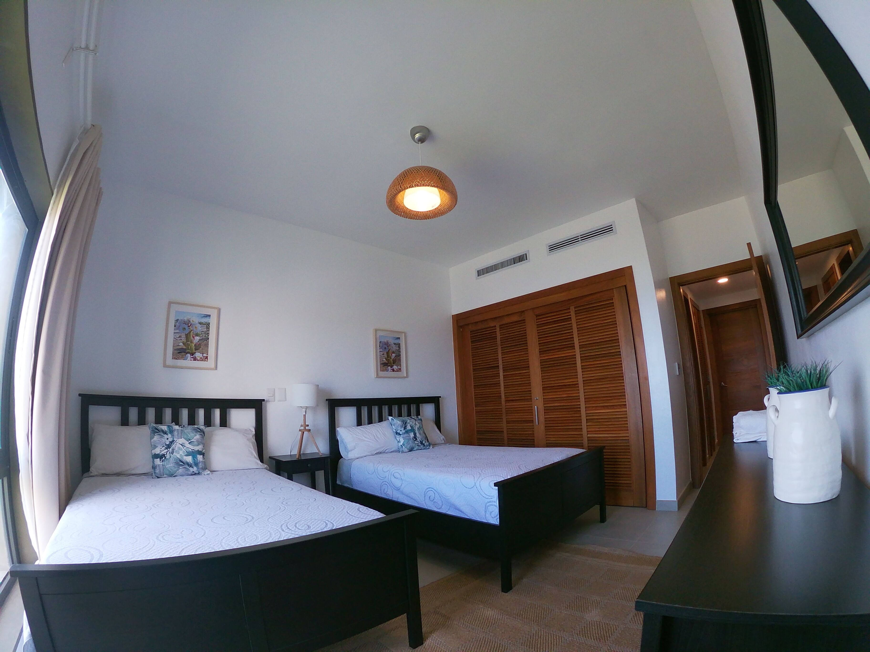 2 bedrooms, WiFi, bed sheets