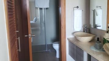 Handdoeken, toiletpapier