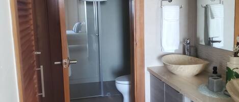 Handtücher, Toilettenpapier