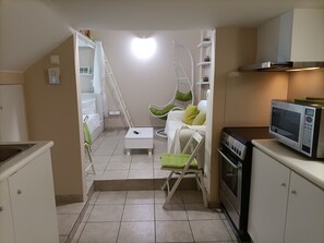1 chambre, fer et planche à repasser, Wi-Fi, draps fournis
