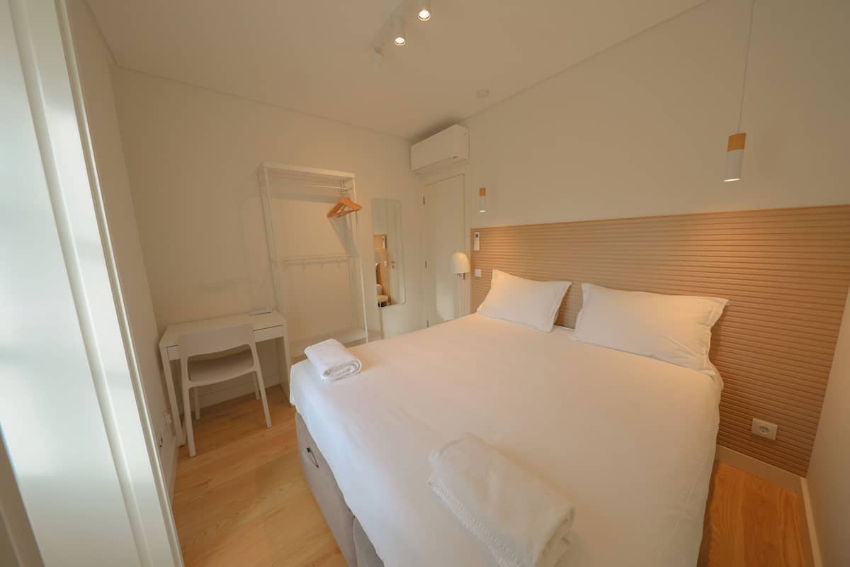 Comfort Apartment, City View | 1 bedroom, hypo-allergenic bedding, desk, soundproofing