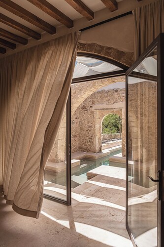 Corte Interna, free heated pool