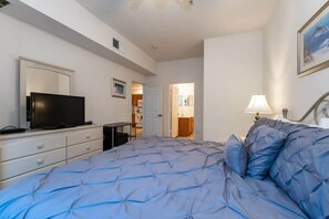 3 Schlafzimmer, Schreibtisch, Bügeleisen/Bügelbrett, kostenloses WLAN