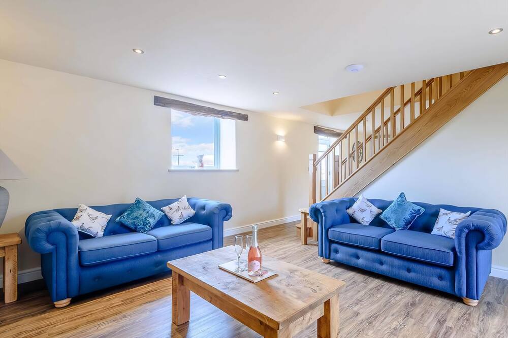 2 bedroom accommodation in Tideswell