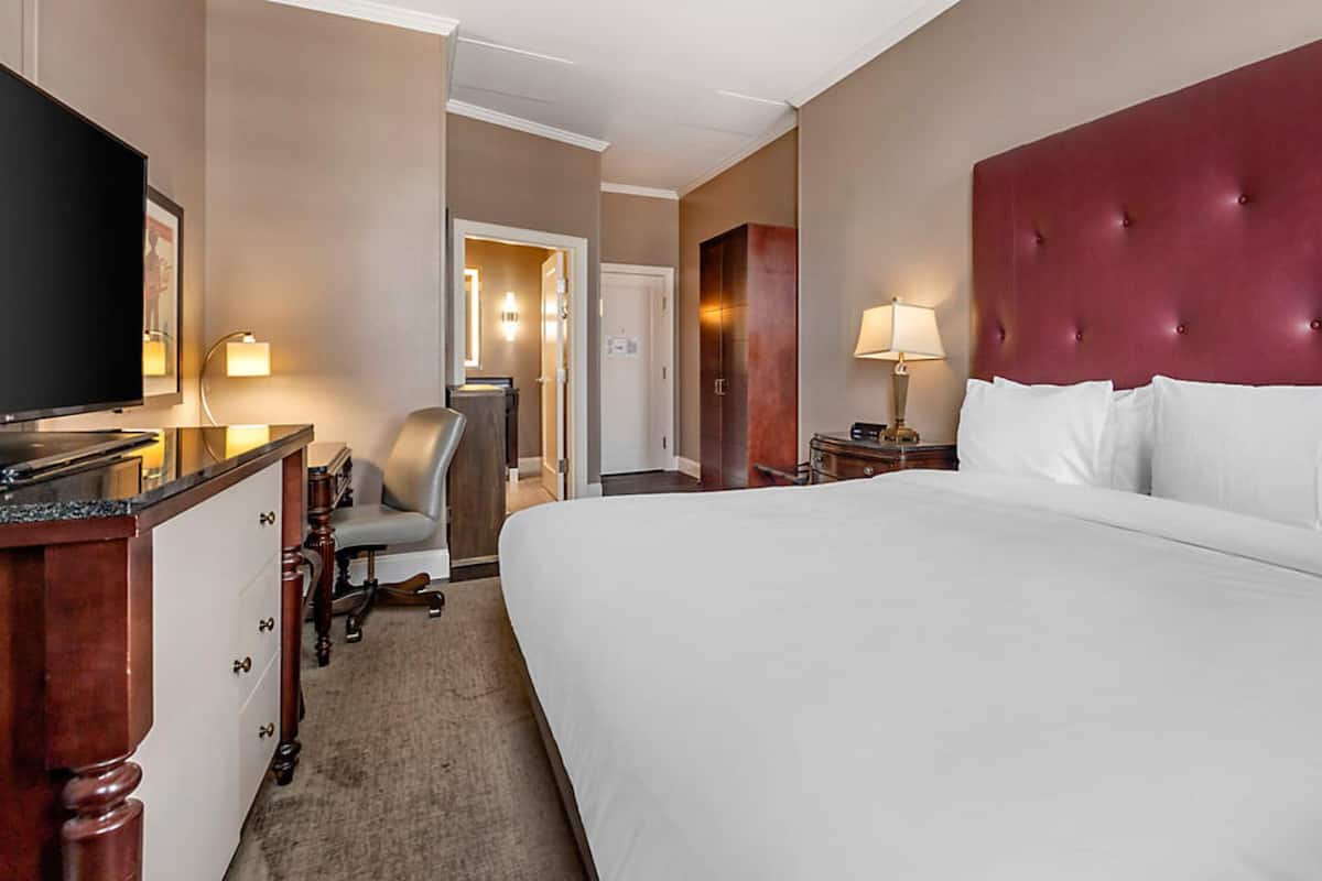 1 bedroom, in-room safe, desk, laptop workspace
