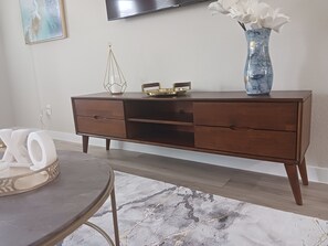 Interior - Luxury Townhome in Gated Community - The RIM, La Cantera, Fiesta Texas, Dominion (San Antonio)