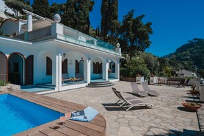 4 bedrooms - Villa La Baika by Myvillacollection (Capri)