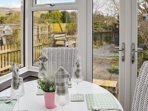 2 bedroom accommodation in East Woodburn