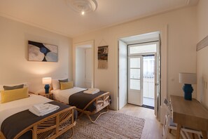 2 chambres, fer et planche à repasser, Wi-Fi gratuit, draps fournis
