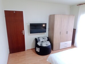 2 Schlafzimmer, Bügeleisen/Bügelbrett, kostenloses WLAN, Bettwäsche
