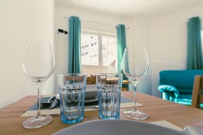 Interior - Madrid Rio Perfect location for exploring Madrid! Modern 1-bed flat sleeps 2. (Madrid)