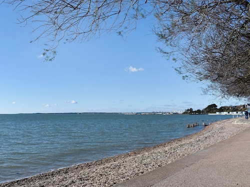 4 bedroom accommodation in Fareham