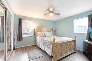 House, 2 Bedrooms, Garden View | 2 bedrooms, free cribs/infant beds, travel crib, free WiFi - 2BR Home near Clearwater Beach with Free Parking, Wi-Fi & Firepit (Largo)