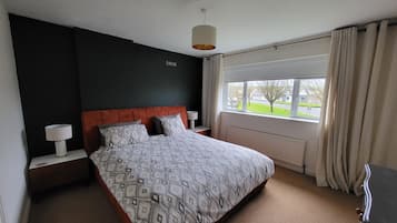 4 camere, ferro/asse da stiro, Wi-Fi gratuito, lenzuola