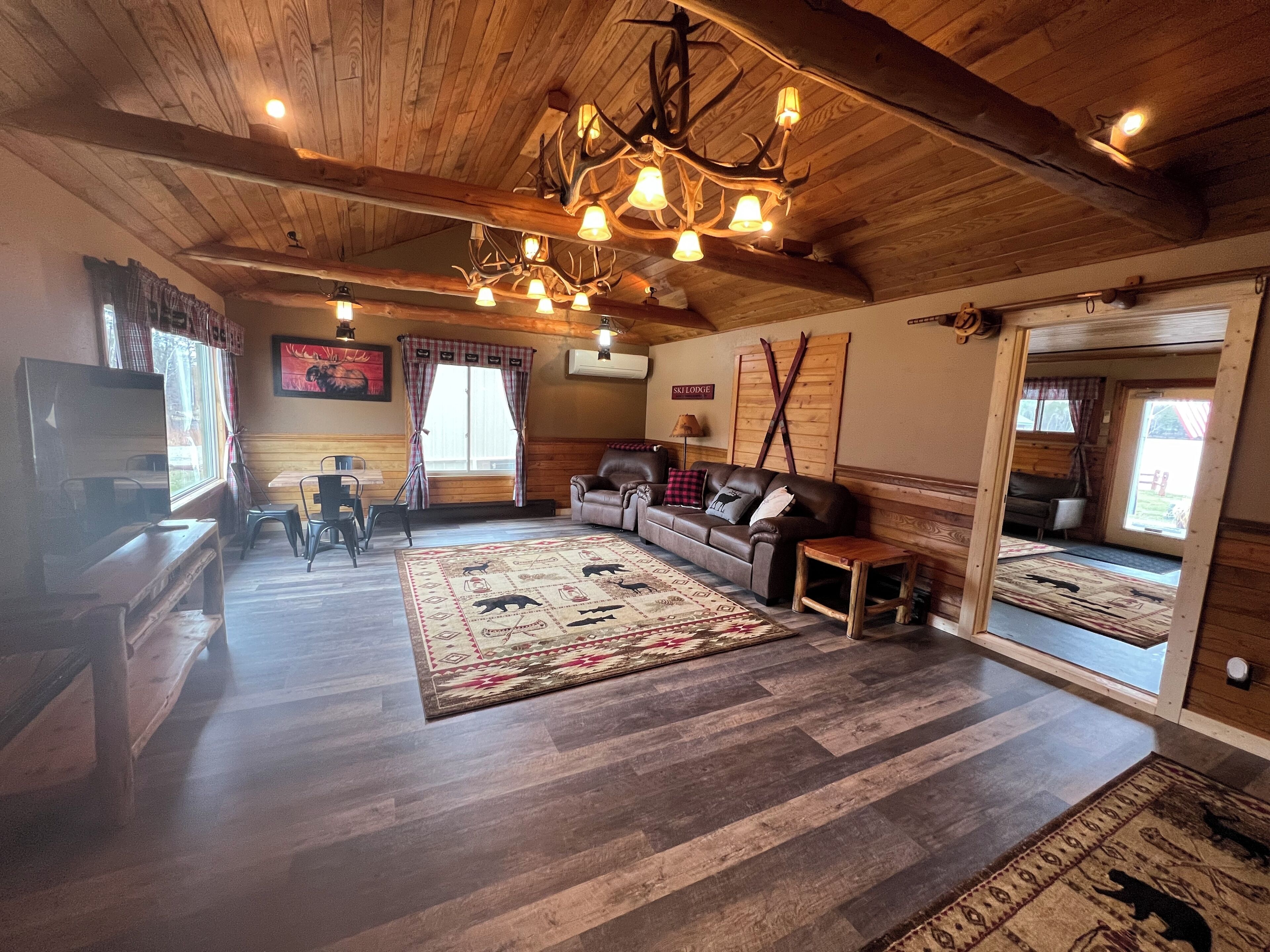 Flyway Resort ‘The Big Game Suite’ on Wilson Lake