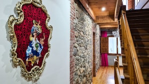 Interior detail - El Molino de la Roperia (Matallana)