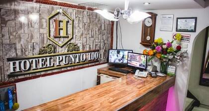 Hotel Punto 100