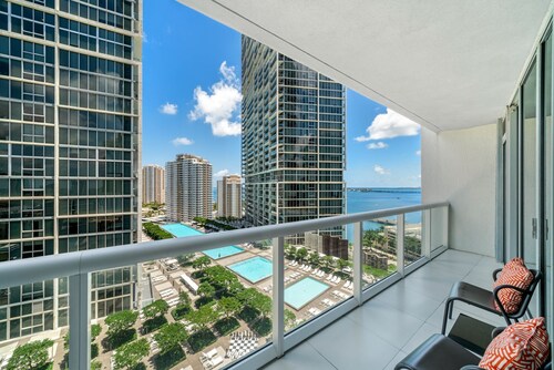 ICON W BRICKELL BEAUTIFUL OCEAN VIEW 1BR/1BA